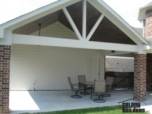 houston-covered-paito-brick1
